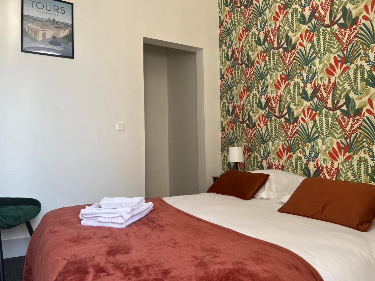 Hotel Tulty Тур Екстериор снимка