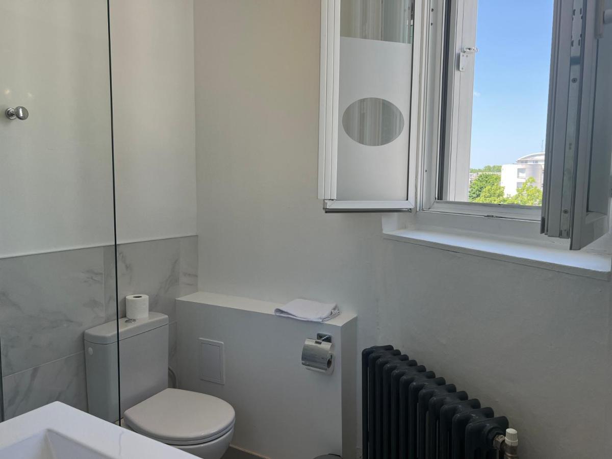 Hotel Tulty Тур Екстериор снимка