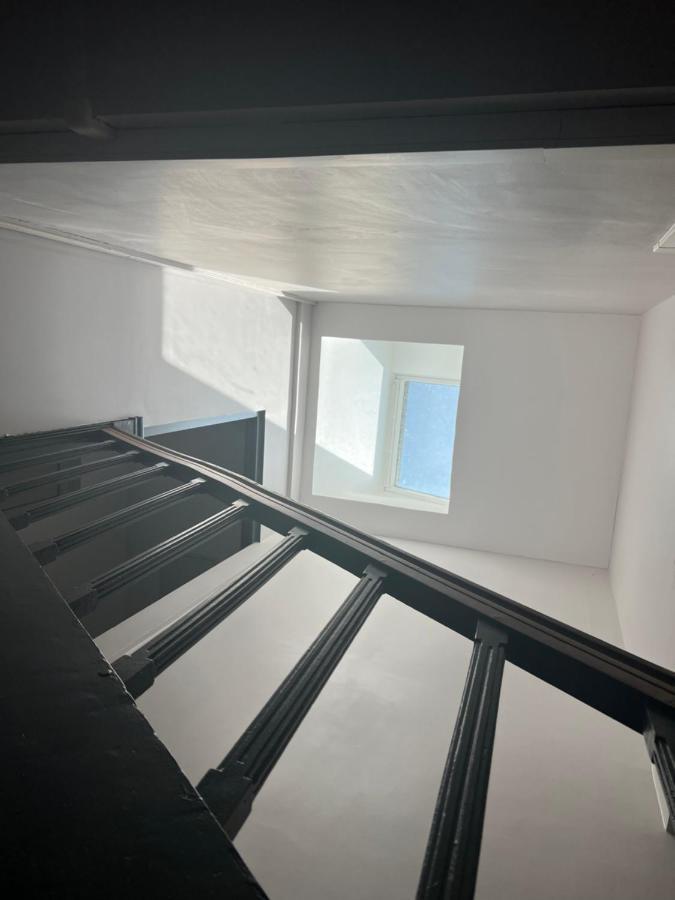 Hotel Tulty Тур Екстериор снимка